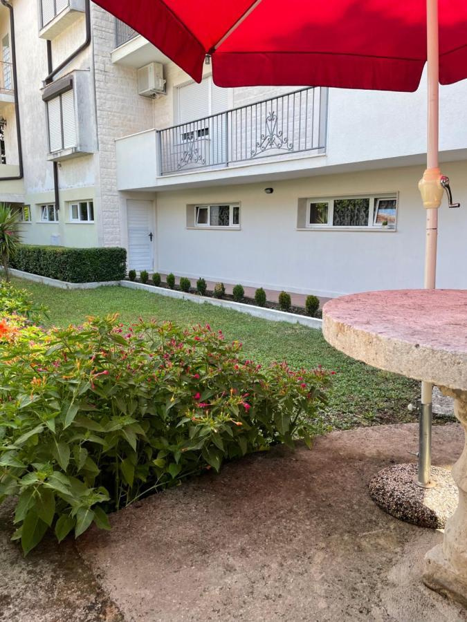 Apartment Garden Котор Екстериор снимка